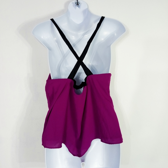 VENUS Top  Cross Back Straps Flowy Magenta and Black  Polyester  Women's Size 10 - Picture 2 of 8